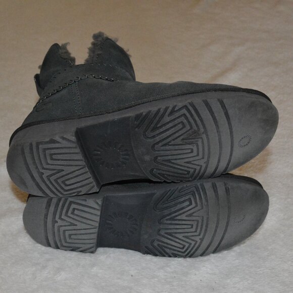 UGG Mckay Gray Suede Boot with Shearling Lining Women's size 8 - Picture 5 of 7